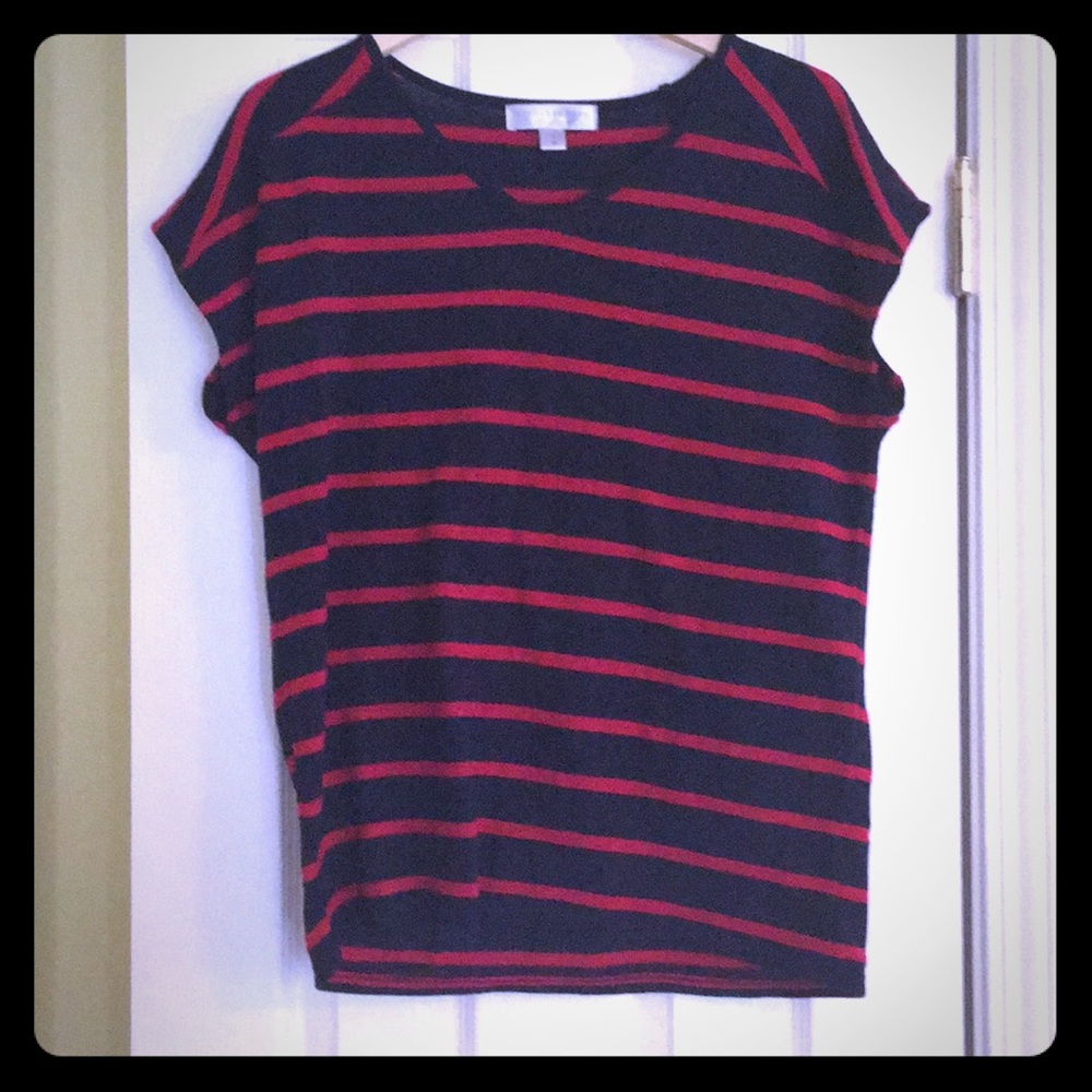 Short sleeve Dolman style top